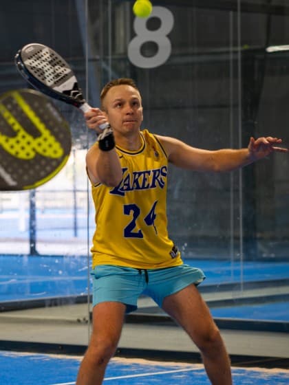 Антон Константинов